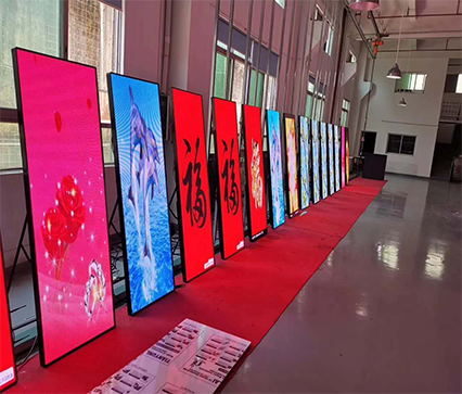 P2室內(nèi)商場(chǎng)廣告鏡子（海報(bào)）屏