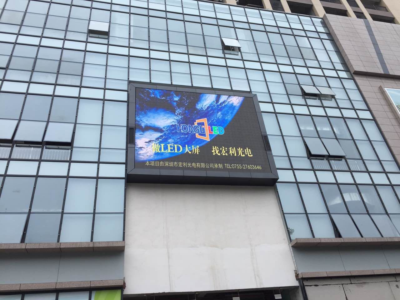 廣東云浮 戶外P6全彩屏 38平方